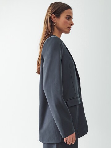 Calli Blazer 'KATY' in Blue: back