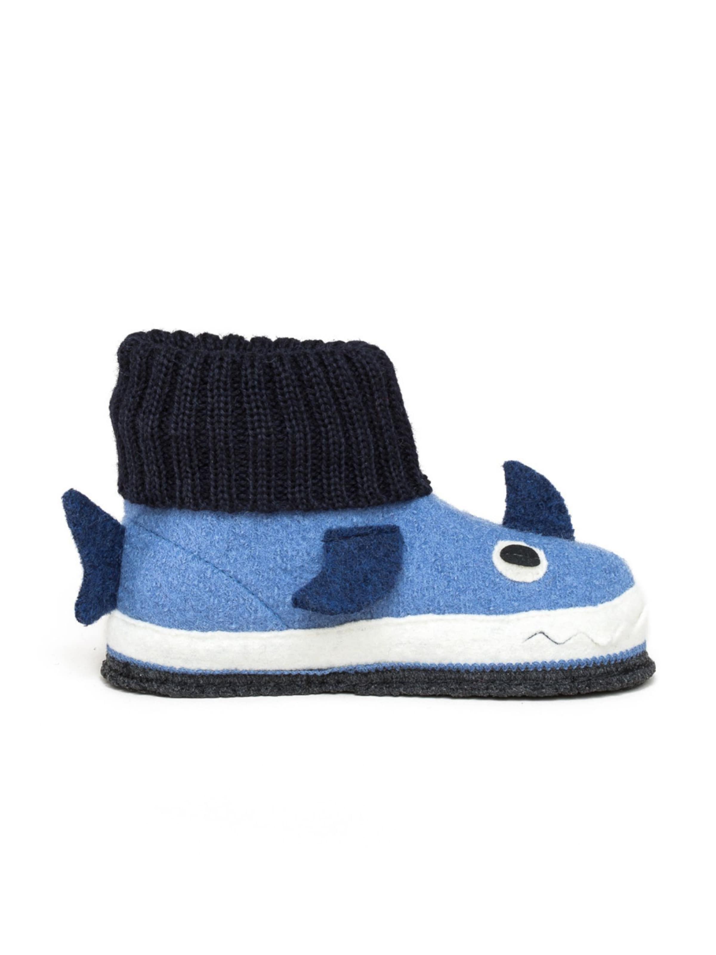 kitz-pichler Slippers 'Hüttenschuhe Squalo' in Blue: front
