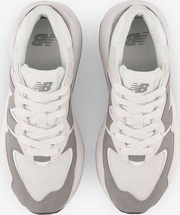 new balance Sneakers '57/40' in Grey
