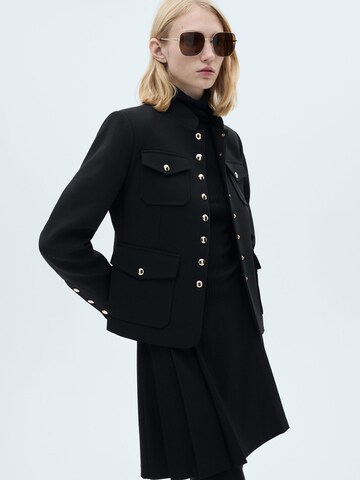 Fustă 'Grunge' de la MANGO pe negru