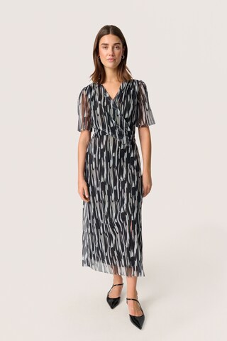SOAKED IN LUXURY - Vestido 'SLAvetta' en negro: frente