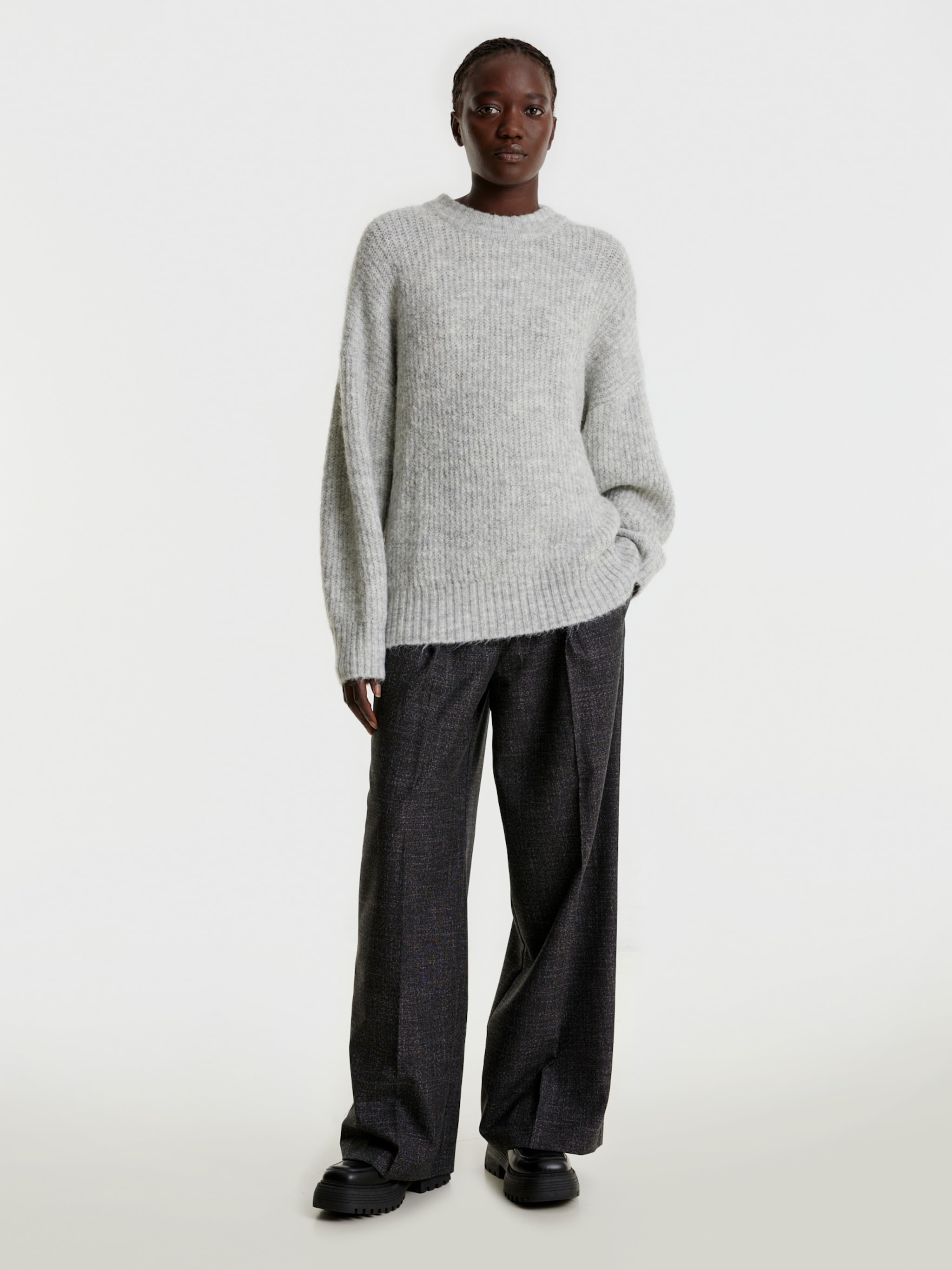 EDITED Producten Oversized trui 'Luca' Grijs