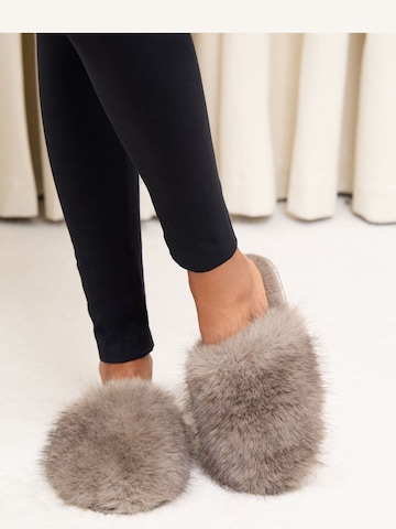 Lipsy Toasuss, värv pruun