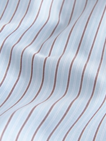 Next Rok in Blauw