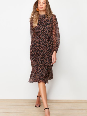 Abito di Trendyol in beige: frontale