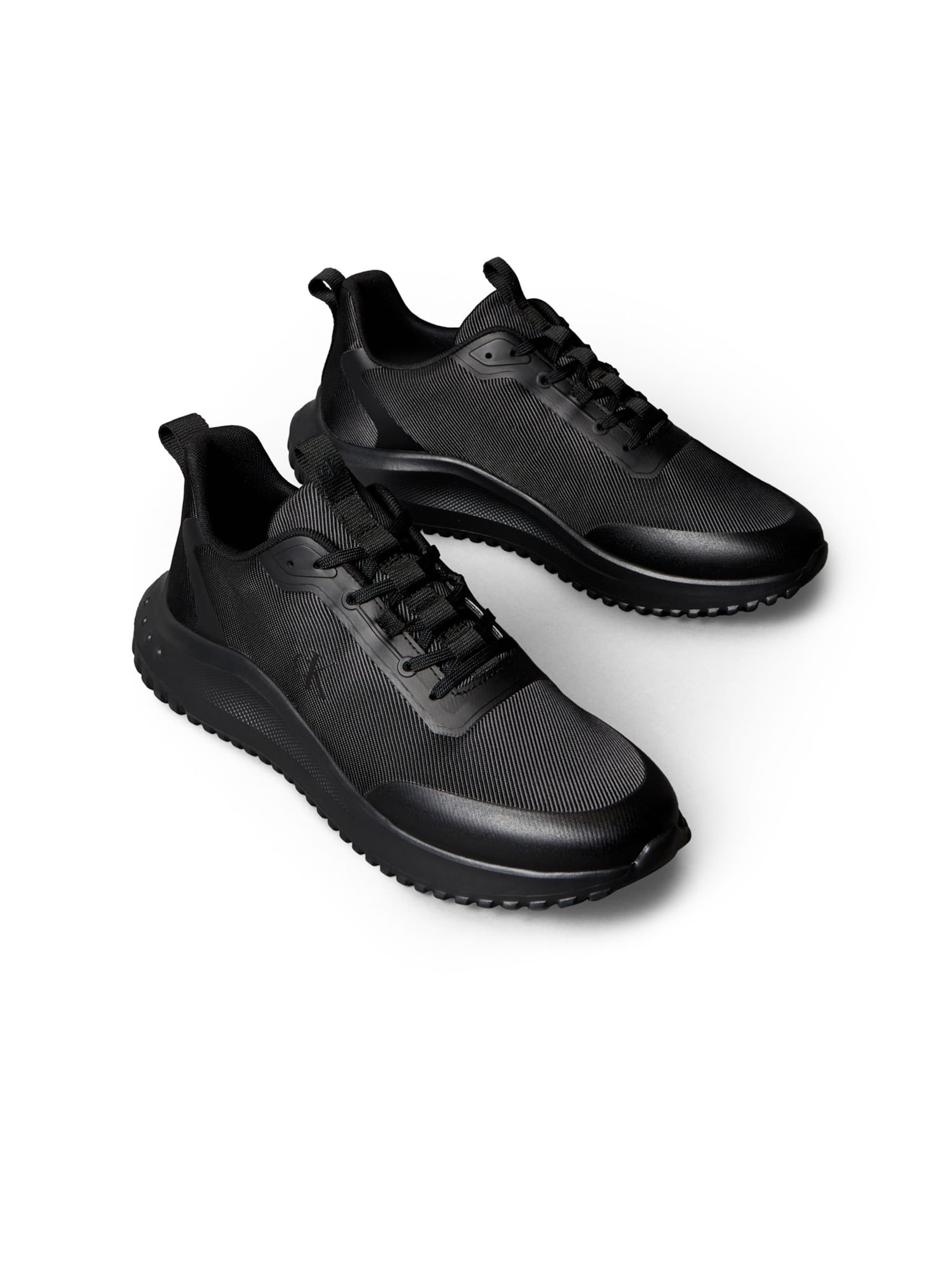 Calvin Klein Низкие кроссовки в Черный