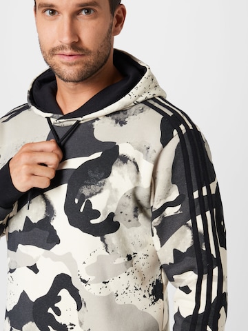 ADIDAS ORIGINALS - Sweatshirt 'Camo Series Allover Print' em branco