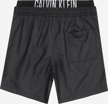 Shorts de bain 'Intense Power' Calvin Klein Swimwear en noir