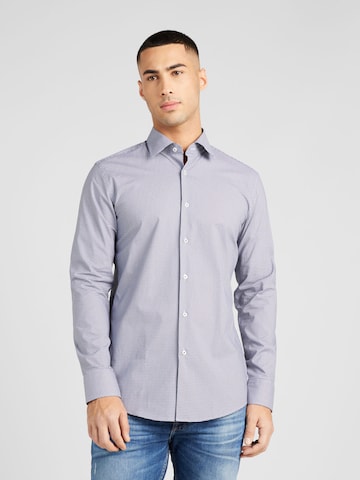 BOSS Black - Ajuste estrecho Camisa de negocios 'Hank' en azul: frente