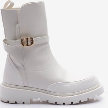 Dior Dress Boots in 38,5 in White: front