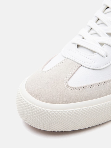 BOSS Низкие кроссовки 'Aiden' в Белый