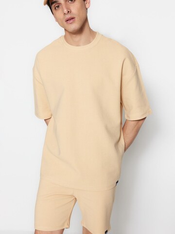 Trendyol T-Shirt in Beige