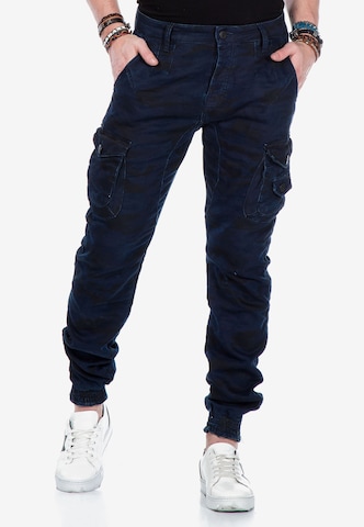 CIPO & BAXX Tapered Cargo Pants in Blue: front