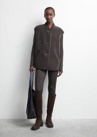 COMMA Bodywarmer in Bruin