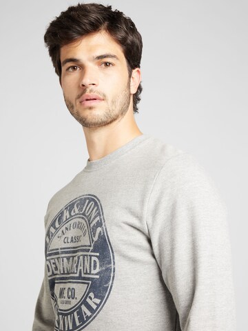 JACK & JONES Sweatshirt in Grey