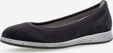 GABOR Ballet Flats in Black: front