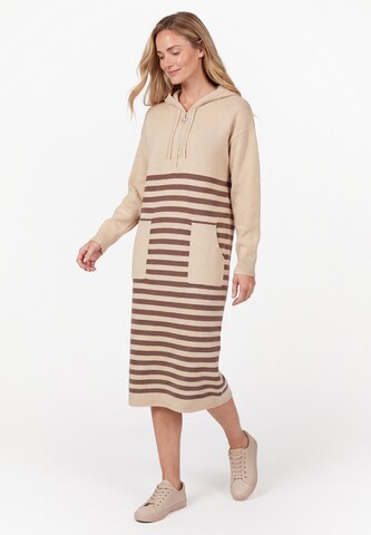 Robes en maille usha BLUE LABEL en beige