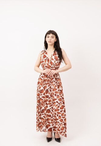 Elara Kleid in Braun: Vorderseite