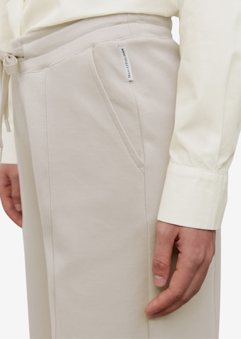 Marc O'Polo DENIM Szeroka nogawka Spodnie w kolorze szary