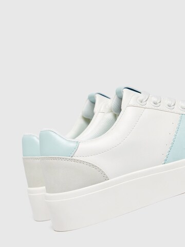 Pull&Bear Sneakers laag in Blauw