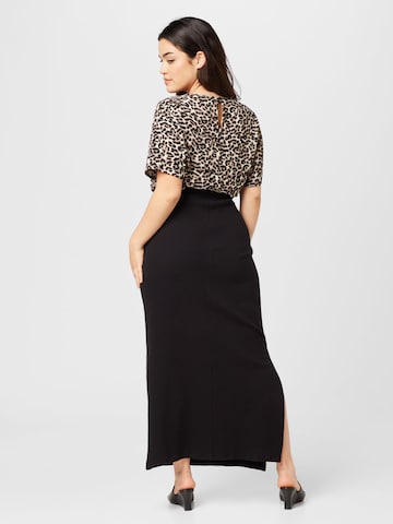 Noisy May Curve Skirt 'MAYA' in Black