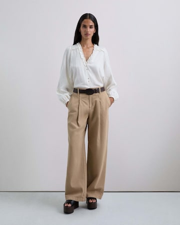 Chemisier 'Lurex' Scalpers en blanc