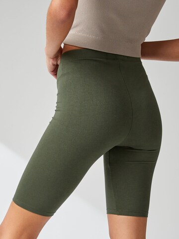 Skinny Leggings di Next in verde