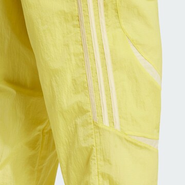Loosefit Pantalon 'Adicolor 2000s' ADIDAS ORIGINALS en jaune
