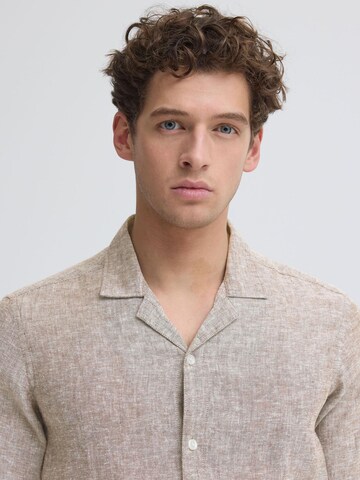Coupe regular Chemise ' CFSauby Linen Mix ' Casual Friday en marron