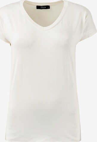 LELA Shirt in White: front