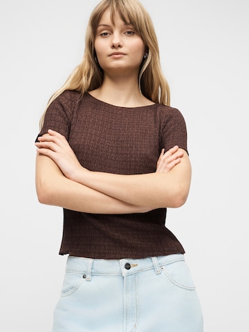 raudona ONLY Marškinėliai 'ONLILSE'