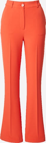 ABOUT YOU x Iconic by Tatiana Kucharova Flared Broek 'Jillian' in Oranje: voorkant