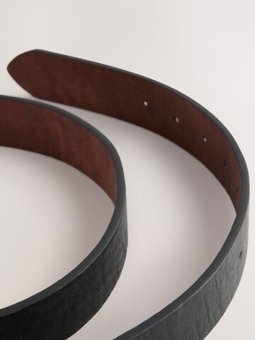 Next Riem in Zwart