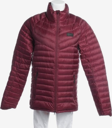 NIKE Winterjacke / Wintermantel S in Rot: predná strana