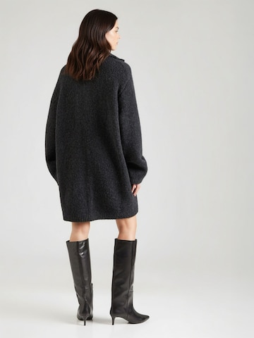 pilka VERSTIQUE by Denise Verst Suknelė