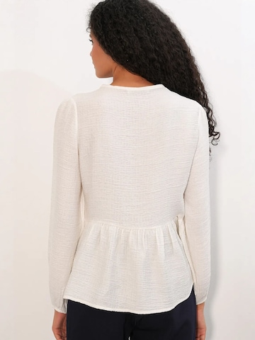 Bigdart Blouse in White