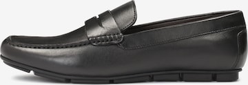 Kazar Moccasins in Black: front