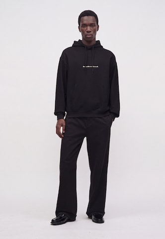 HUGO Sweatshirt i sort