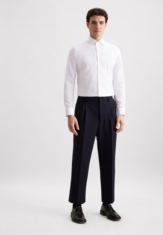 Coupe slim Chemise business 'Schwarze Rose' SEIDENSTICKER en blanc