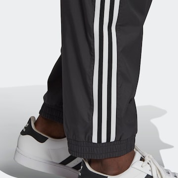 ADIDAS ORIGINALS Regular Hose in Schwarz