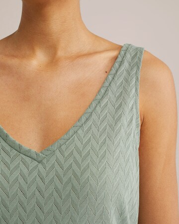 WE Fashion Top in Green