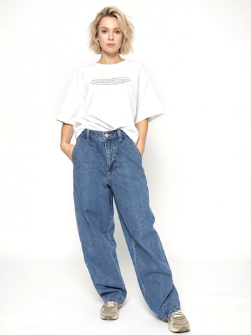 Obey Jeans 'Lily Carpenter Denim Light Indigo' in Blauw: voorkant