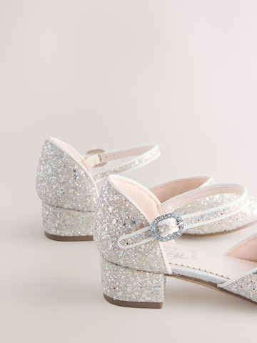 Next Ballerina värissä beige