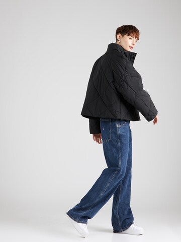Tommy Jeans Kurtka zimowa w kolorze czarny