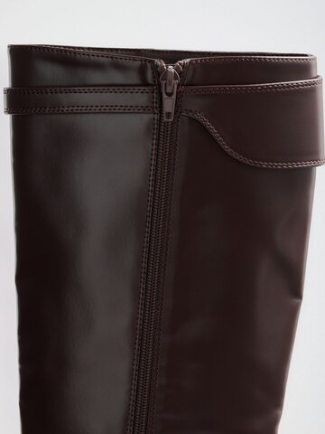 Lipsy Boot in Brown