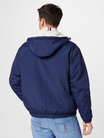 Tommy Jeans Jacke in Blau