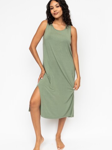 Cyberjammies Nachthemd 'Lea' in Grün: Vorderseite