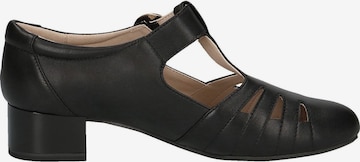 CAPRICE Classic Flats in Black