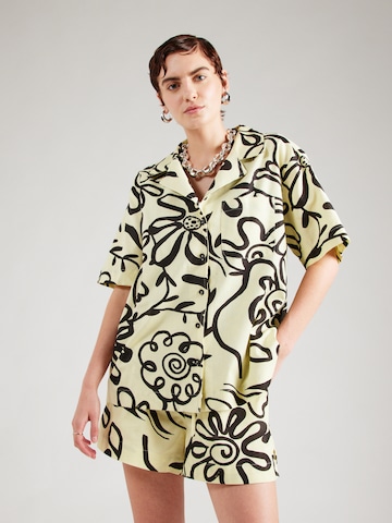 TOPSHOP Blouse in Yellow: front