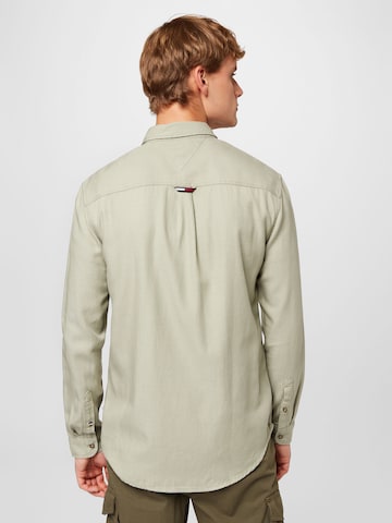 Tommy Jeans Regular fit Button Up Shirt in Green